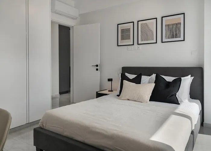 Phaedrus Living Noir * パ フォス