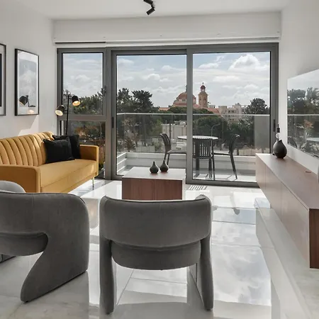 Phaedrus Living Noir * Paphos